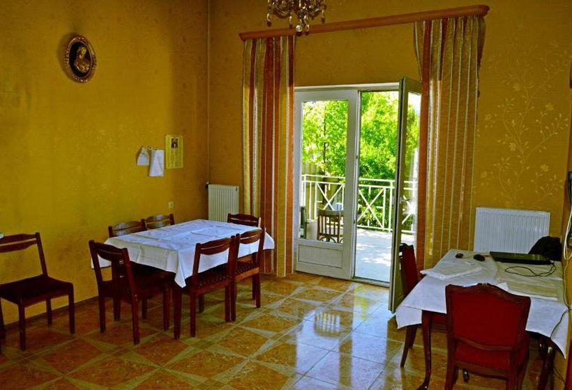 پانسیون Boutique Hotel Eco House Tbilisi