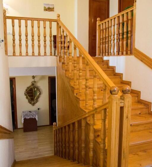 پانسیون Boutique Hotel Eco House Tbilisi