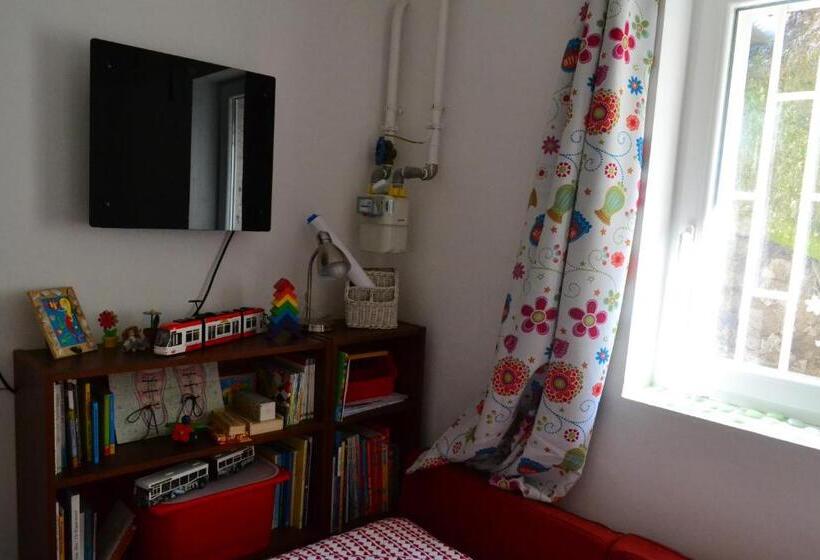 Пансион Farkaskő Vendégház