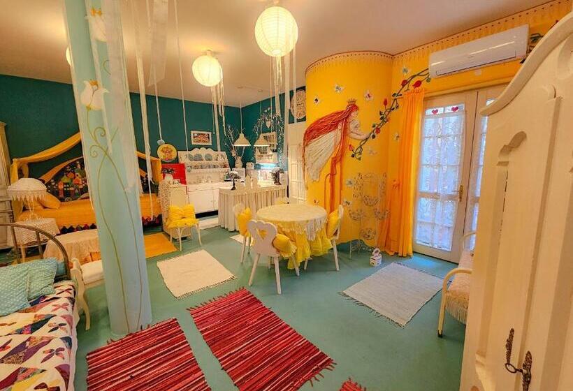 بنسيون Fehér Tulipán Apartman