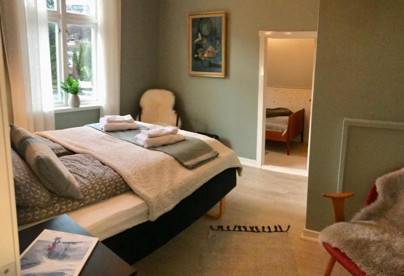 פנסיון Fjord View Apartment