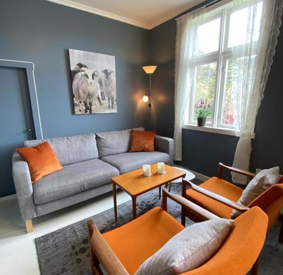 פנסיון Fjord View Apartment