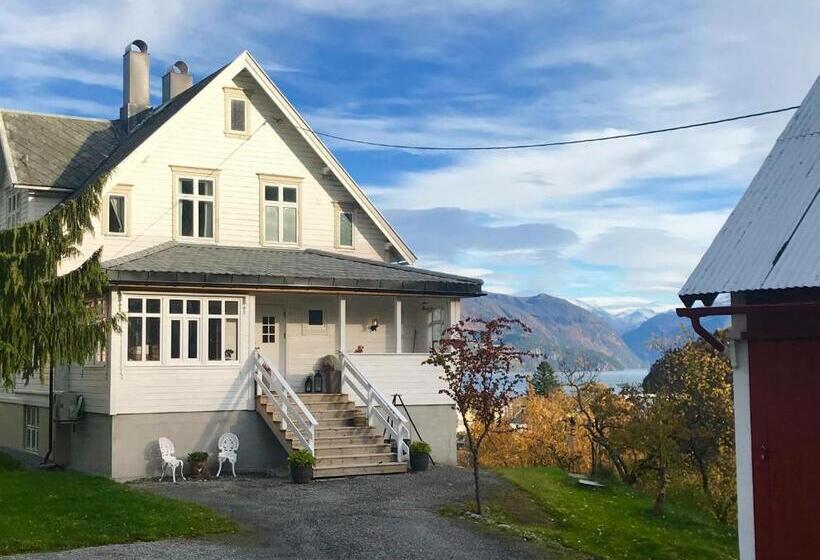 פנסיון Fjord View Apartment