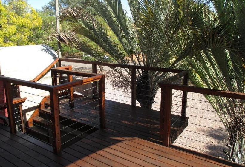 ペンション Flamboyant Guesthouse