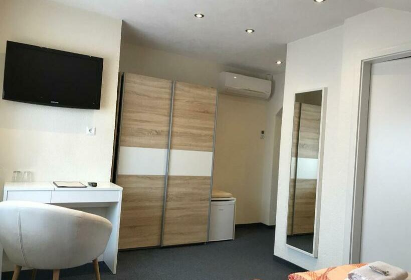 Пансион Gästehaus Elzblick