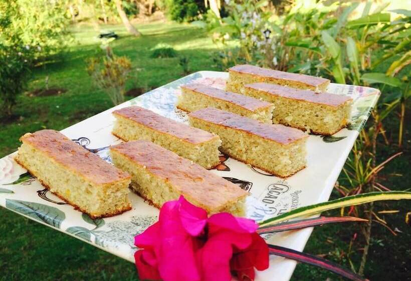 פנסיון Hostal Harepakoba