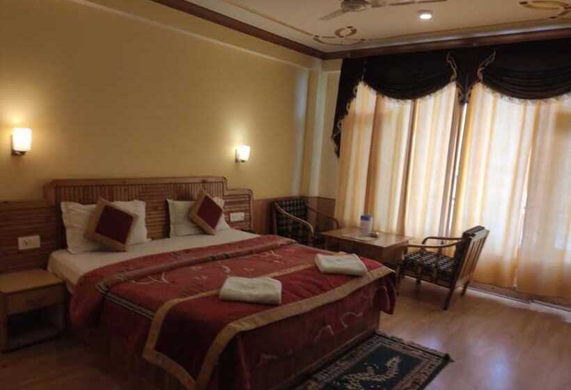 פנסיון Hostal Harepakoba