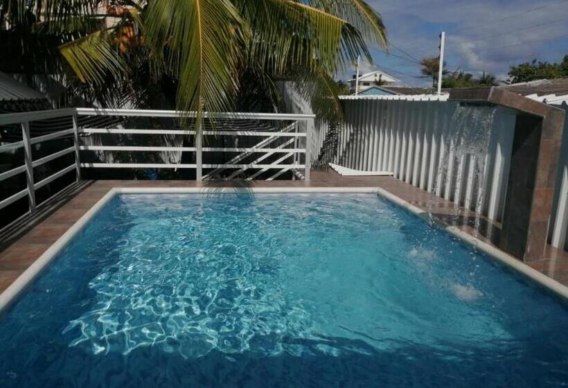 펜션 Hostal Poseidon Del Mar