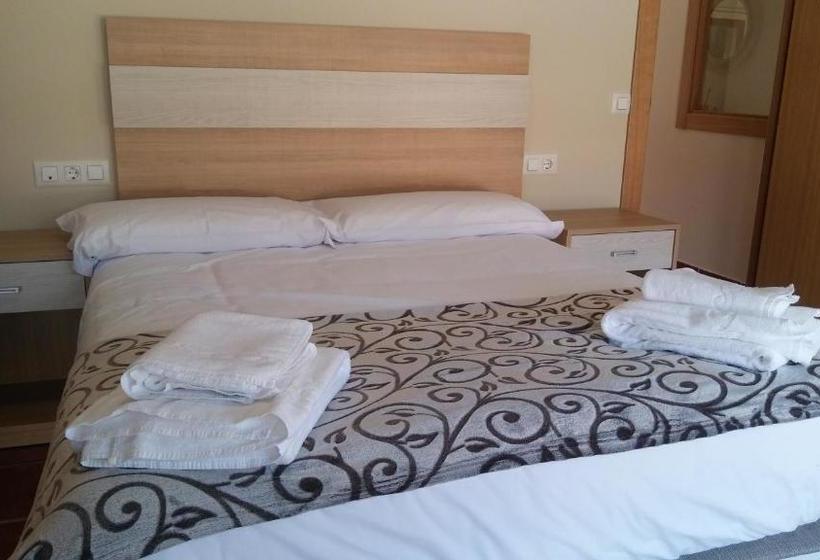 펜션 Hostal Taberna La Villa