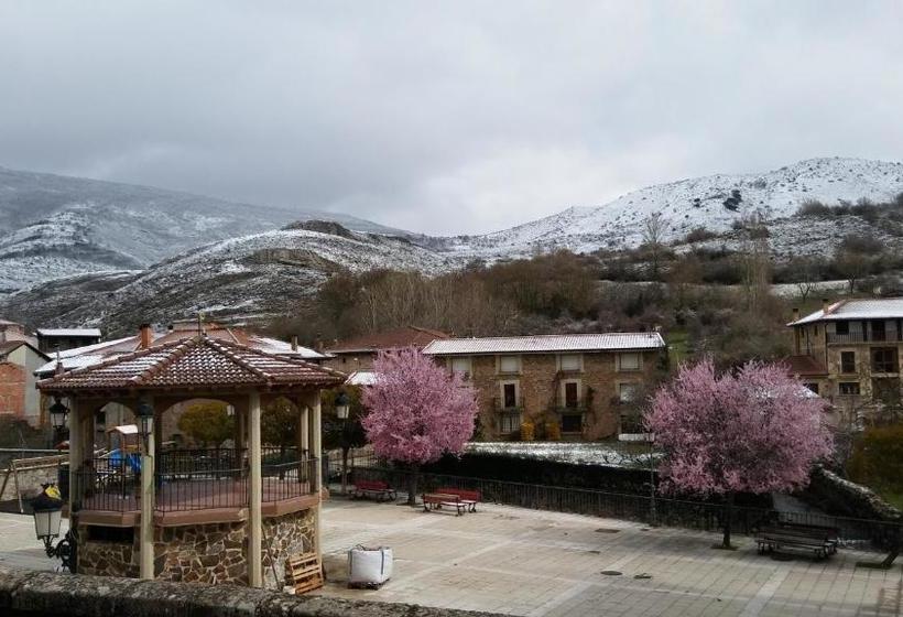 펜션 Hostal Taberna La Villa