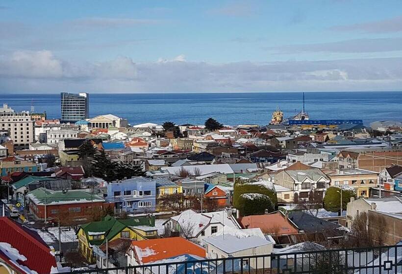 بنسيون La Casa Guesthouse