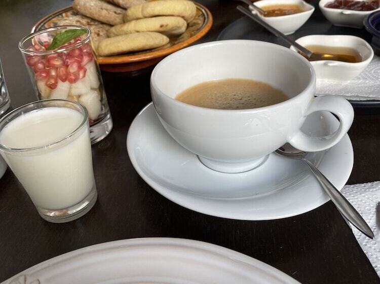 پانسیون Le Patio Du Lac