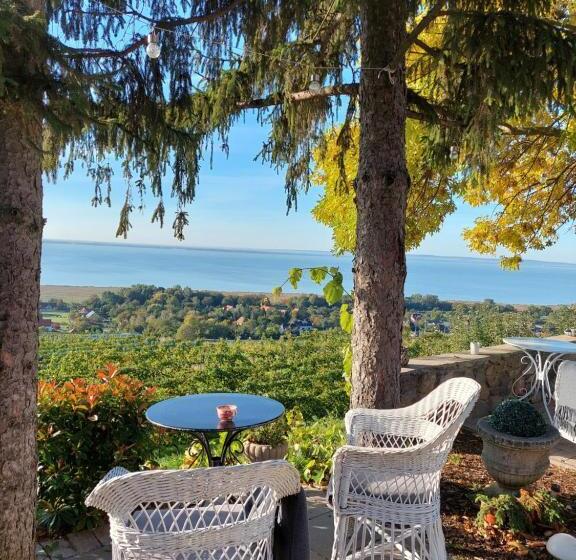 ペンション Maison Bagatell Badacsony