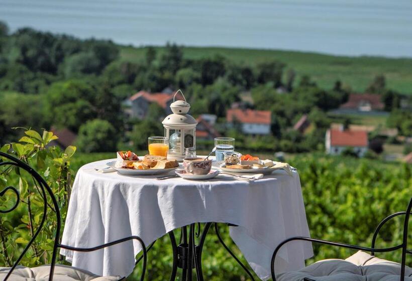 Пансион Maison Bagatell Badacsony