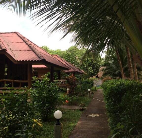 Пансион Namtok Bungalows