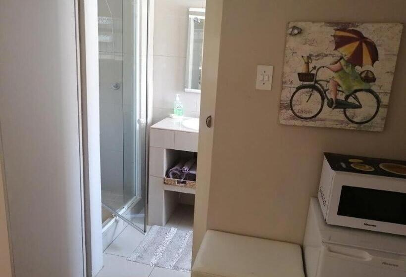 펜션 Peace Cottage