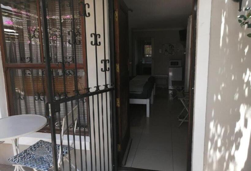 펜션 Peace Cottage