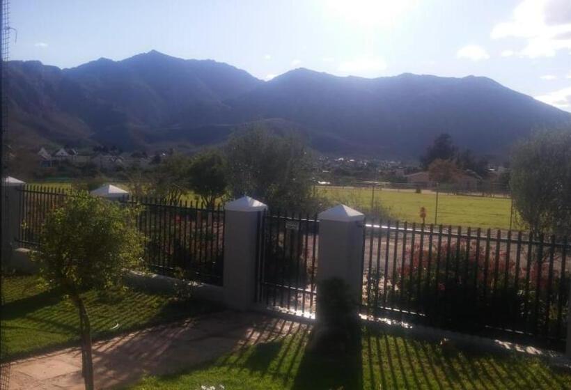 펜션 Peace Cottage