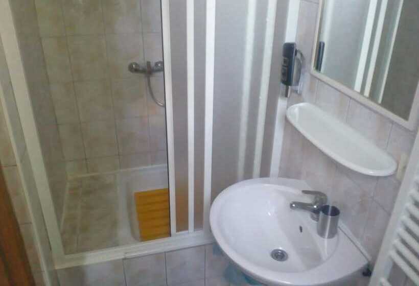 بنسيون Penzion Leštiny