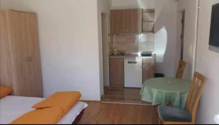 پانسیون Apartmani Milivojevic