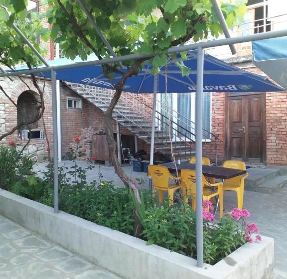 پانسیون Tsminda Giorgi Apartment