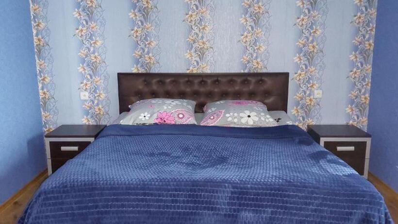 پانسیون Tsminda Giorgi Apartment