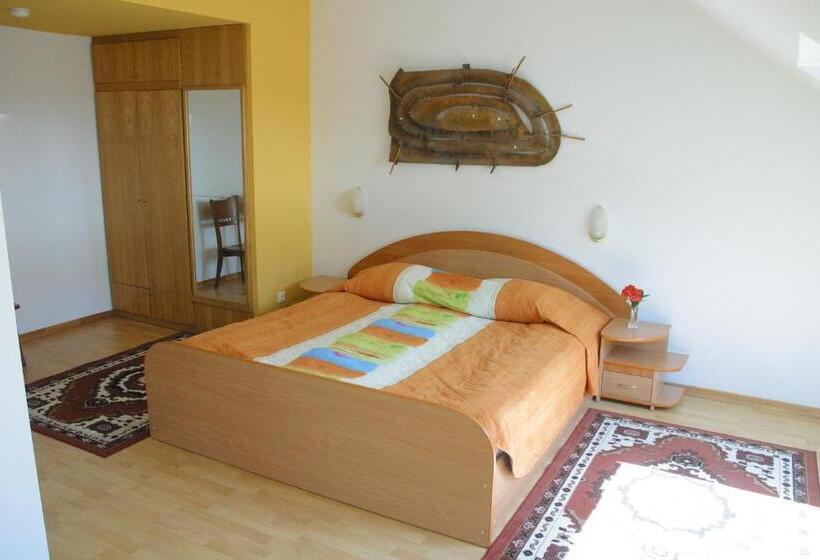 پانسیون ąžuolynas