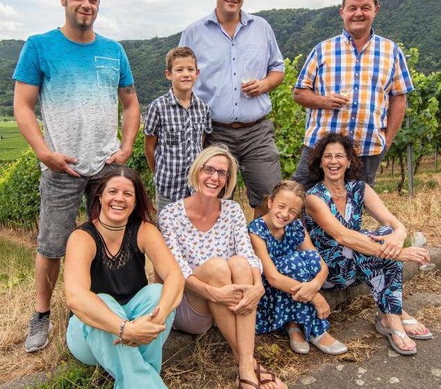 بنسيون Ferienhaus Anne Und Weingut Willi Fett