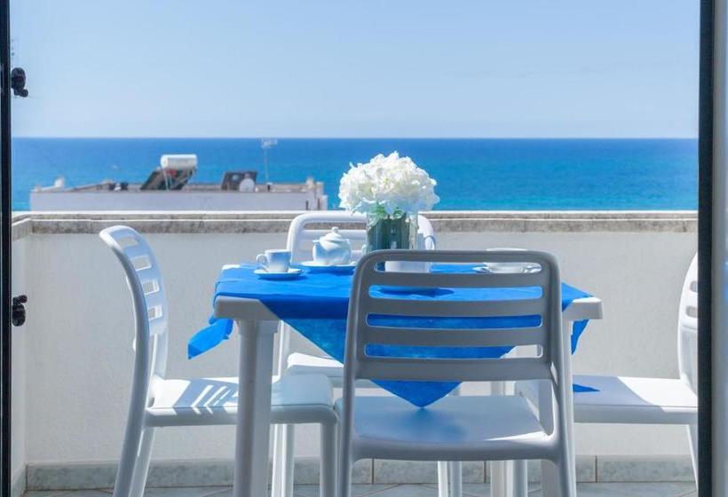 Spiaggia Bianca Apartments