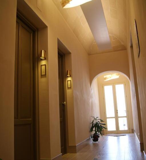 Отель Albergo Bouganville