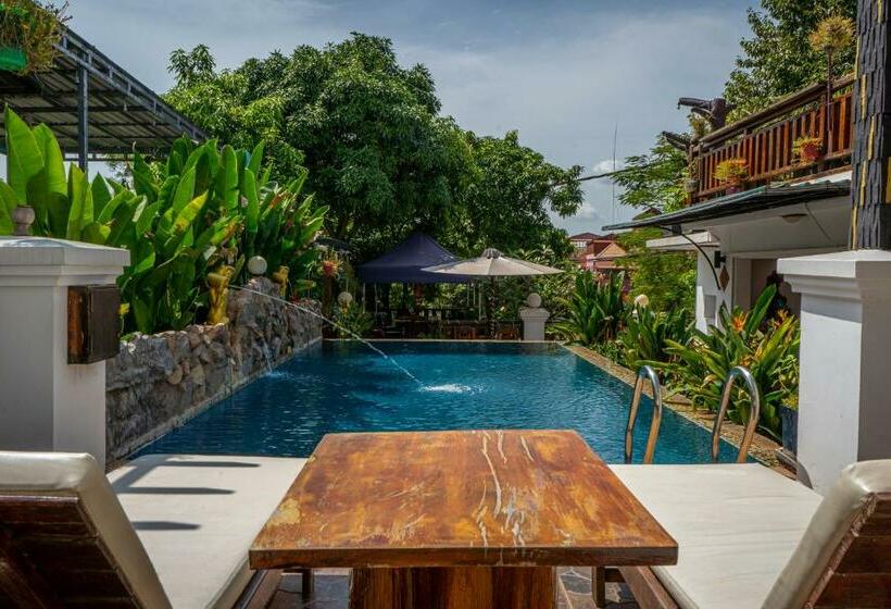 فندق Antonios Villa