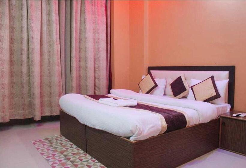 The Hotel Raj Palace