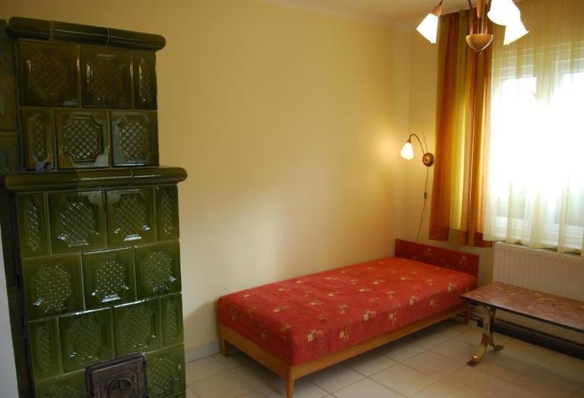 פנסיון Boróka Apartmanházak   Fagyöngy House