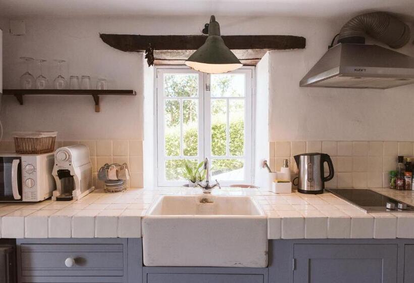 بنسيون Casa Da Muda