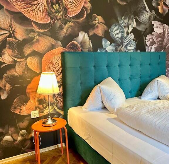 بنسيون Garni Am Marktplatz