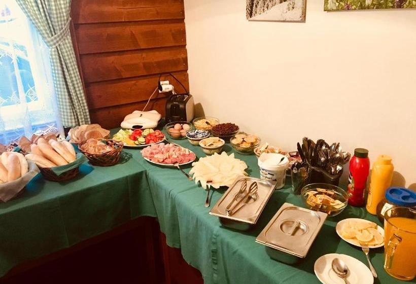 פנסיון Penzion Flora