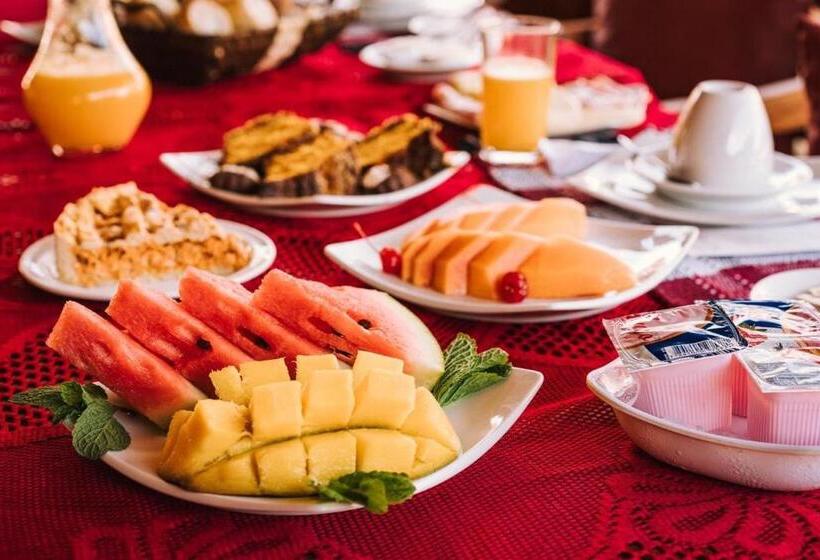 פנסיון Pousada Avenida