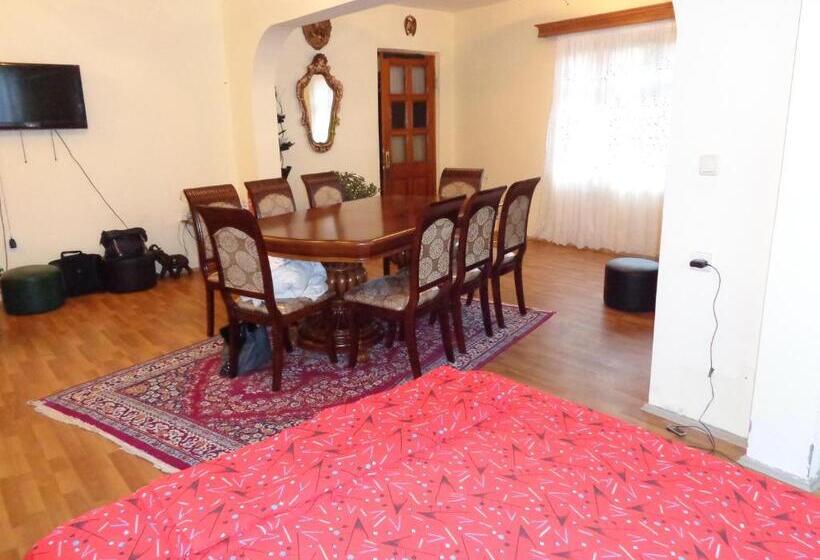 ペンション Private House In Batumi