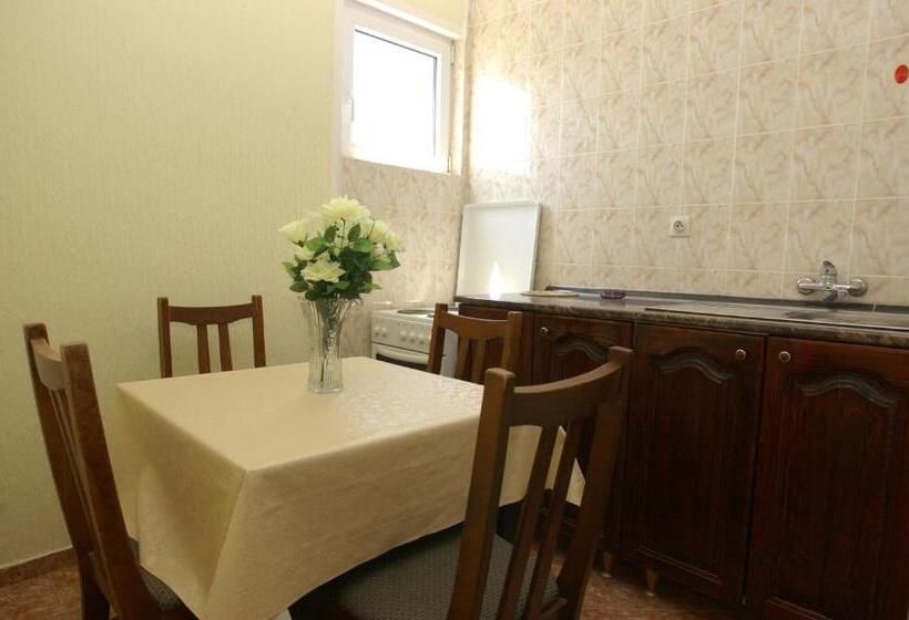 پانسیون Rooms & Apartments Anka