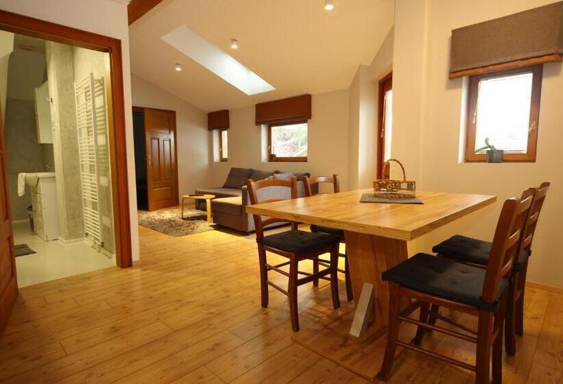 پانسیون Vila Edelweiss Rooms&app Kranjska Gora