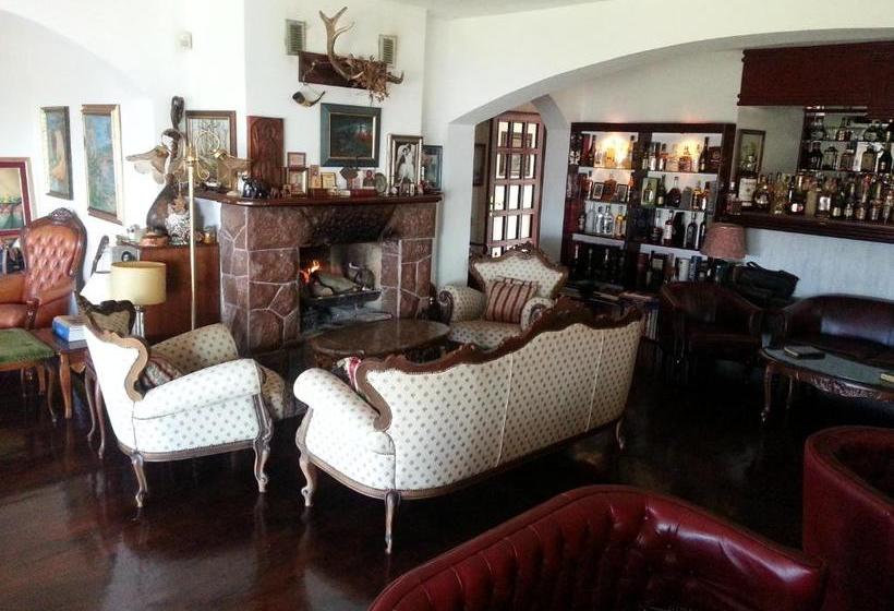 پانسیون Villa Sara Guesthouse