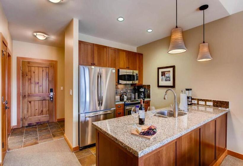 リゾートホテル Capitol Peak Lodge By Snowmass Mountain Lodging