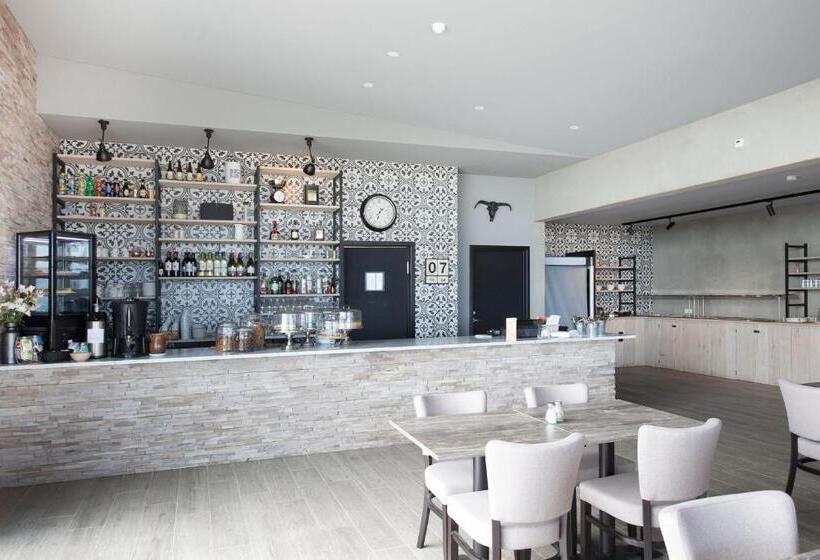 پانسیون Arnarstapi Cottages