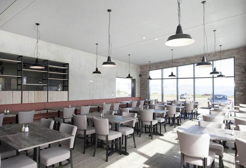 پانسیون Arnarstapi Cottages