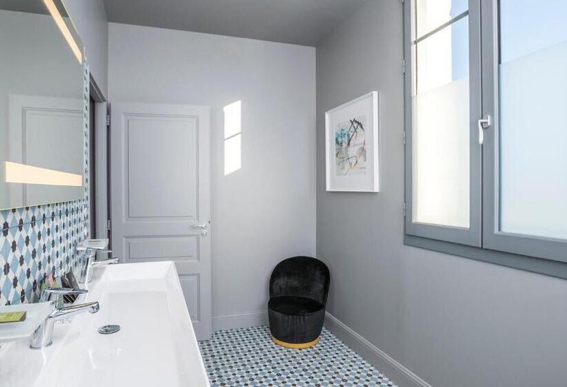 Отель Clos Castel Villas Spa