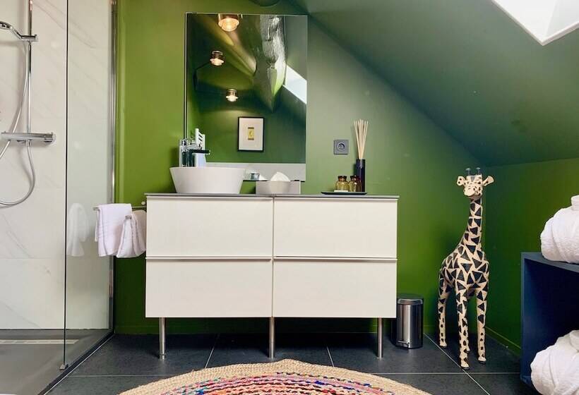 ホテル Hôtel   Restaurant Le Globe