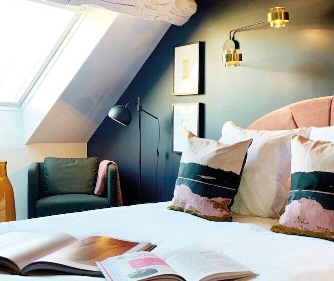 ホテル Hôtel   Restaurant Le Globe