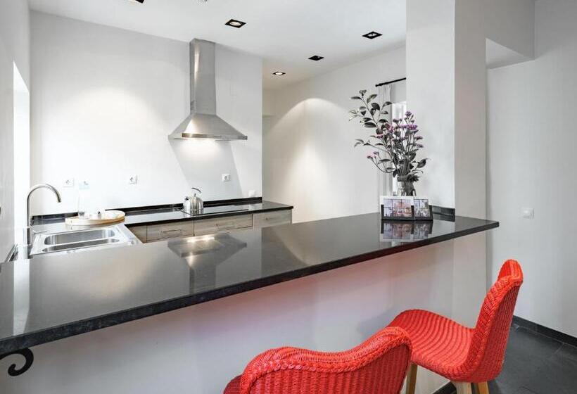 Adc  Albergaria do Calvário  by Unlock Hotels