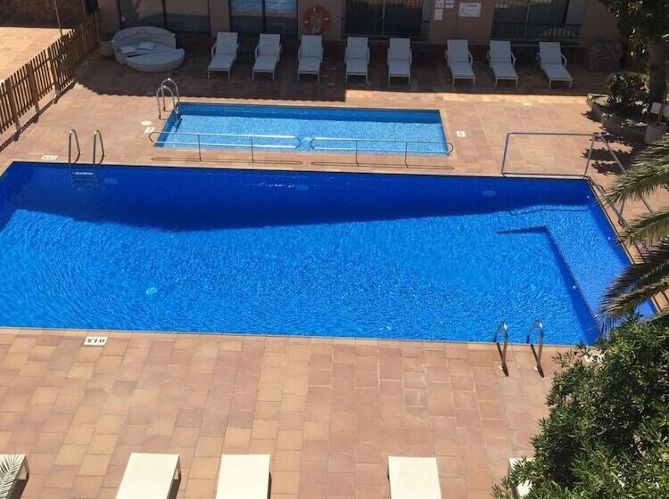 Apartamentos Royal Life