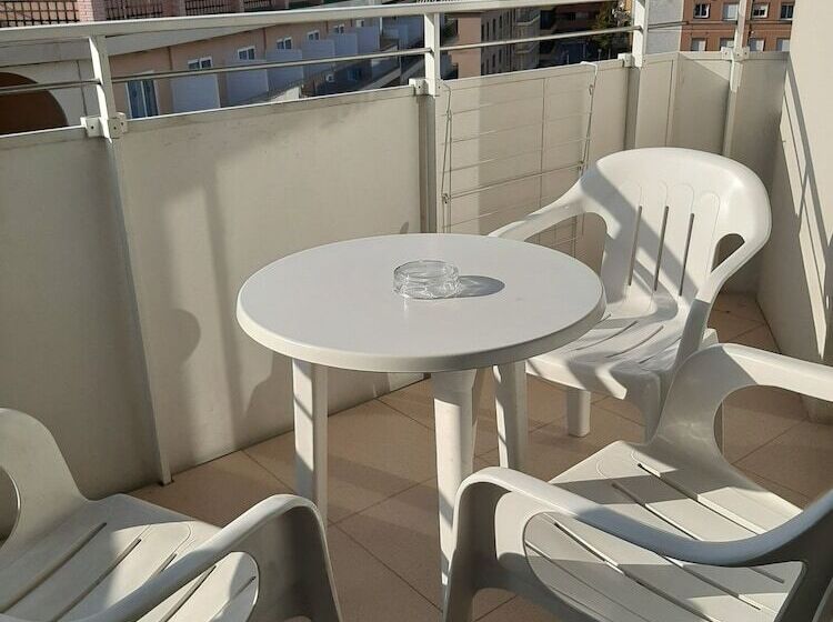 Apartaments Lloret Sun